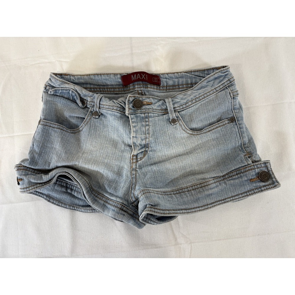 MAX RAVE Shorts Womens Size 9 Blue Jeans Denim Light Wash Pockets Daisy Duke